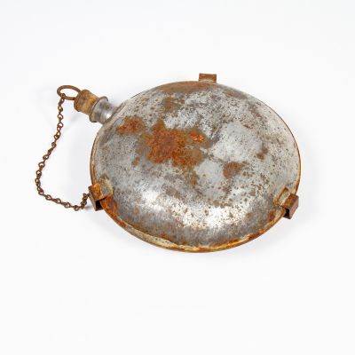 Civil War Smoothside Canteen with Chain and Stopper